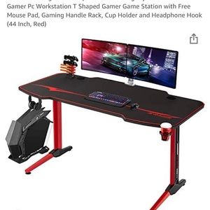 44” gaming desk with mouse pad